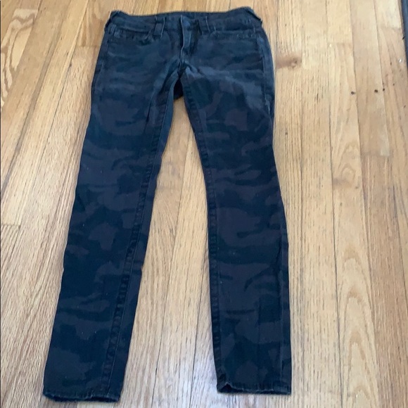 True Religion Pants - True Religion size 25 camo skinny jeans